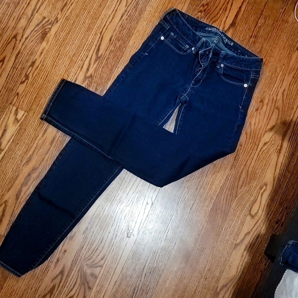 American eagle size 4 regular skinny dark wash
